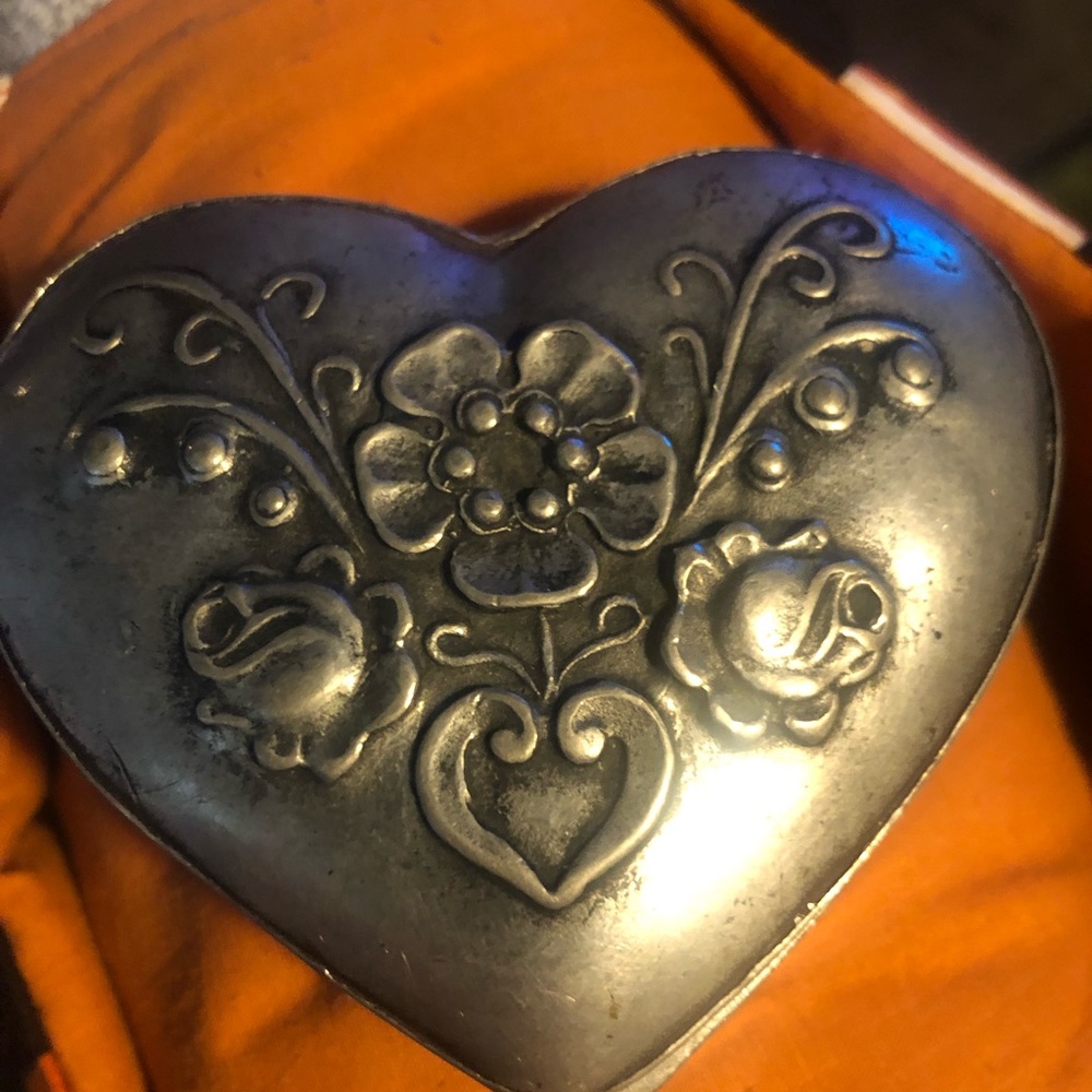 Vintage heart trinket box